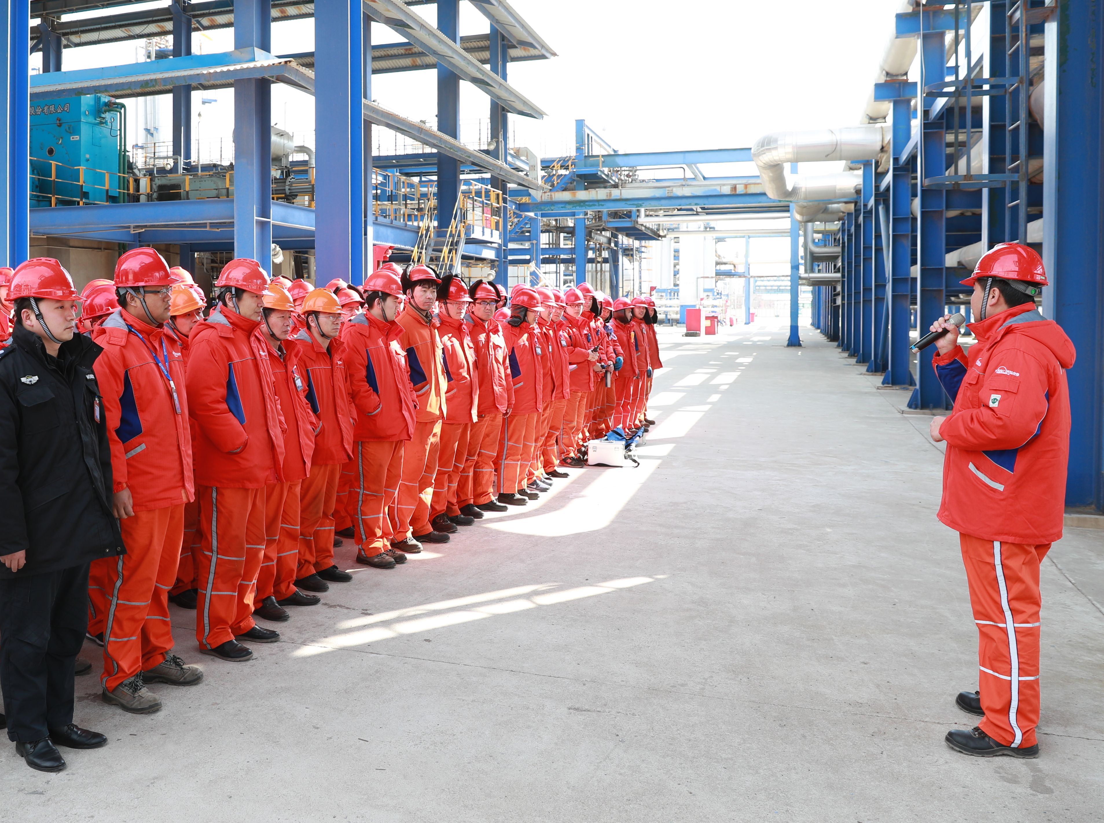 石化集團天弘公司開展突發事故應急救援演練